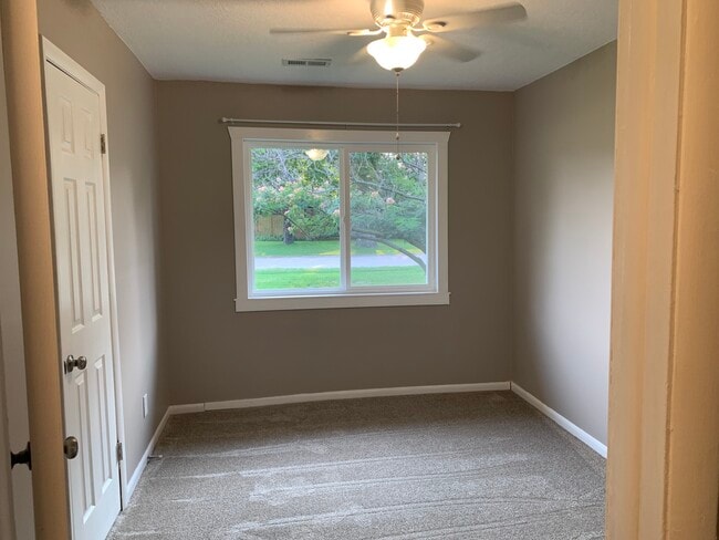 Bedroom 1 - 4530 S Laura St