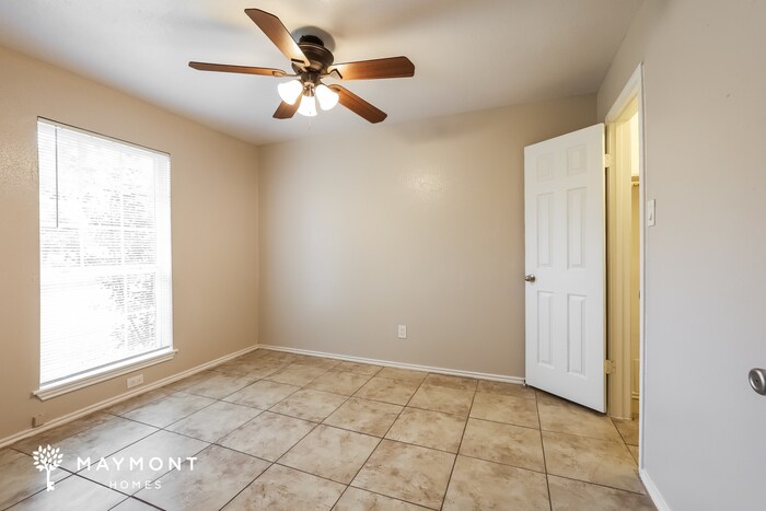 Building Photo - 20302 Fox Haven Ln