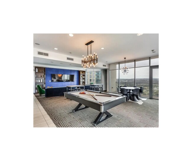 Building Photo - The Bowie | Up to 6 Weeks Free | Posted 10...