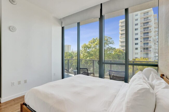 Building Photo - 1220 17th St