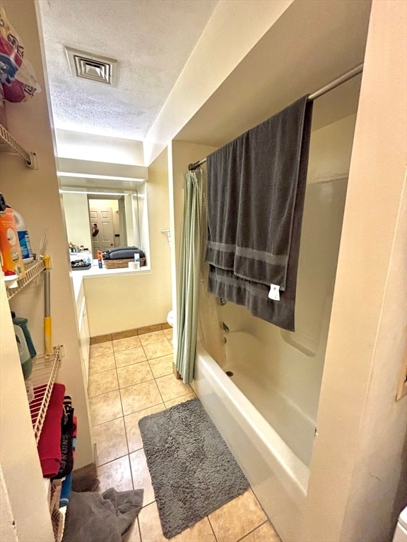 Building Photo - 1010 Middle St