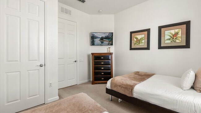 Building Photo - 5048 Shoreway Loop