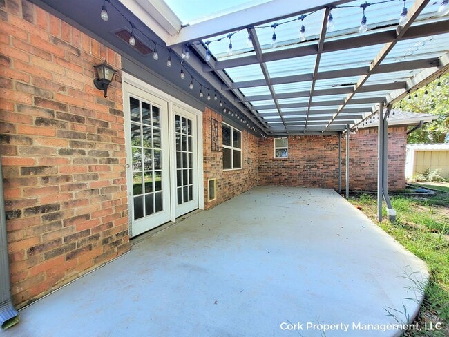 Building Photo - 3905 Whispering Heights Dr