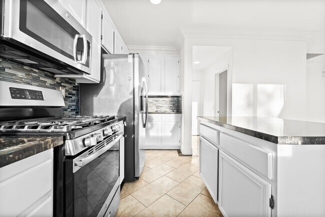 Building Photo - 1564 Clanton Pl