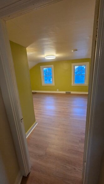 Building Photo - 120 N Harrison St