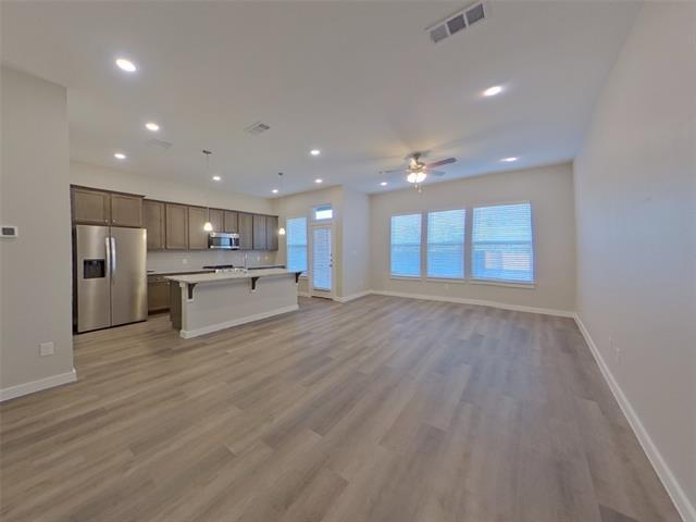 Building Photo - 5460 Sandstone Dr
