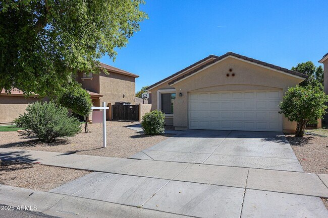 Building Photo - 13959 W Country Gables Dr