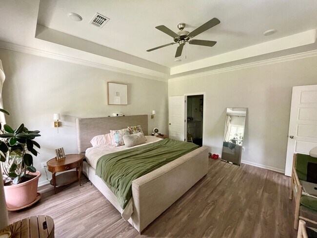 Building Photo - Beautiful 3/2 Home for Rent next to Brandon High School!