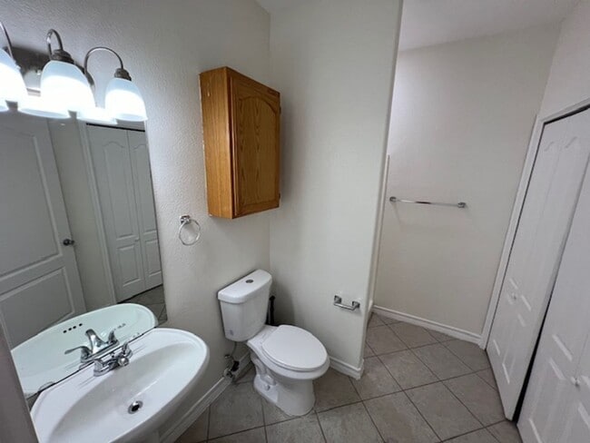 Building Photo - Availability at Ranchway!