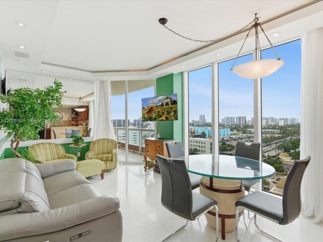 Building Photo - 17875 Collins Ave