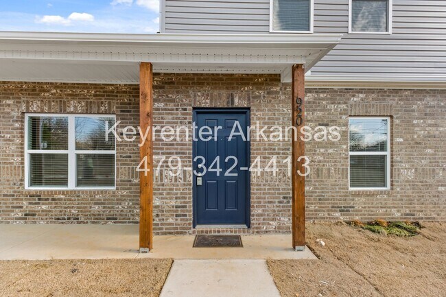 Building Photo - 920 Morningside Dr