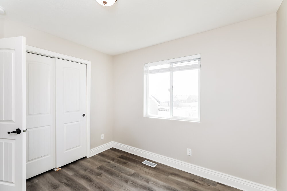 Building Photo - 168 S Ranch Rd