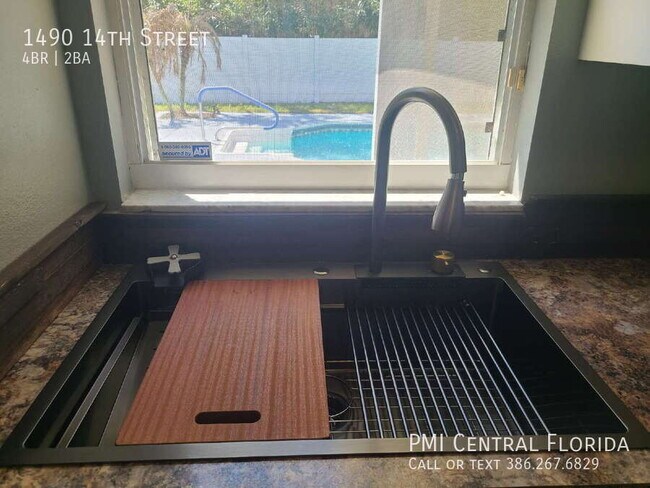 Building Photo - 1490 14th St