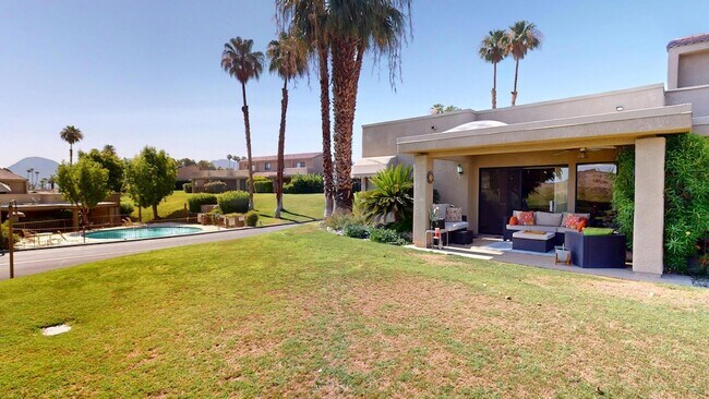 Building Photo - 72350 Rim Dr
