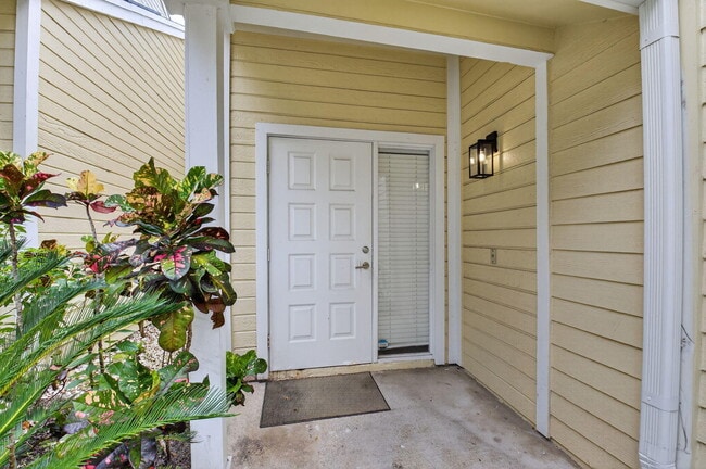 Building Photo - 5328 Buckhead Cir