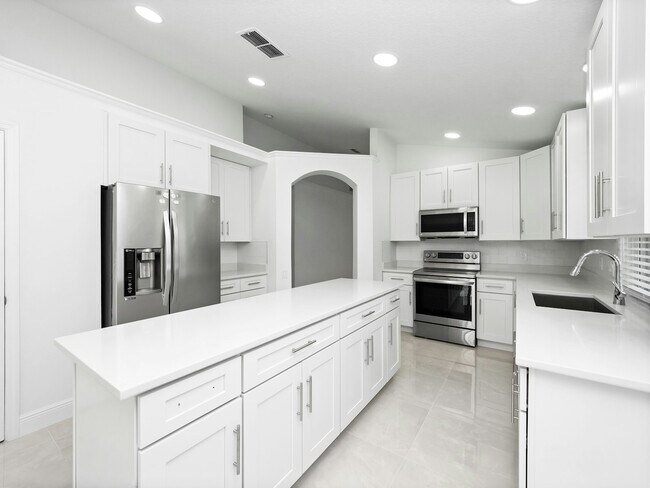 Building Photo - 6444 Winder Oaks Blvd