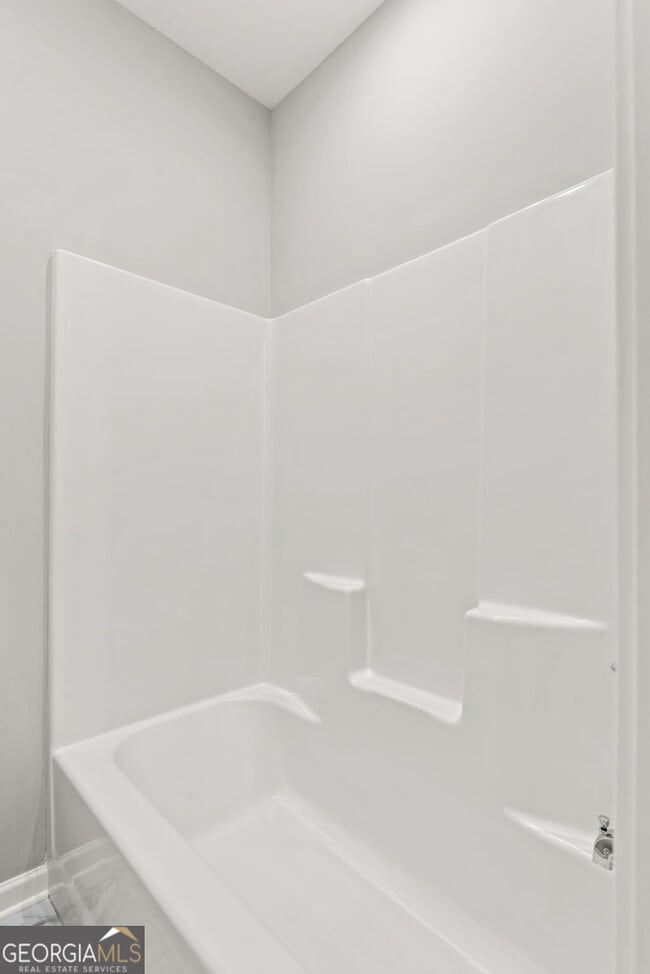 Building Photo - 559 Belmont Ln