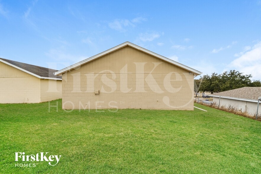 Building Photo - 6551 Viewpoint Ct