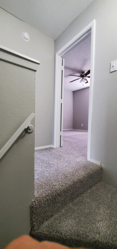 Building Photo - 129 S Las Vegas Trail