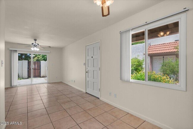 Building Photo - 7842 E Rovey Ave
