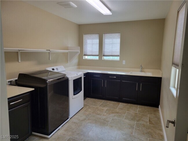 Building Photo - 309 Mandarin Hill Ln