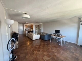 Building Photo - 8 Whittier Pl