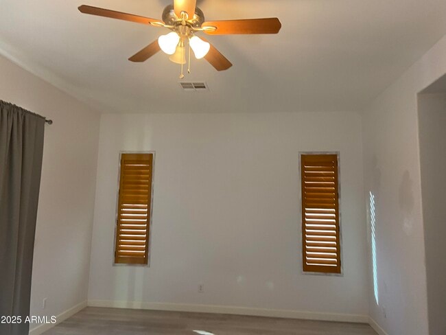 Building Photo - 20827 W Eastview Way