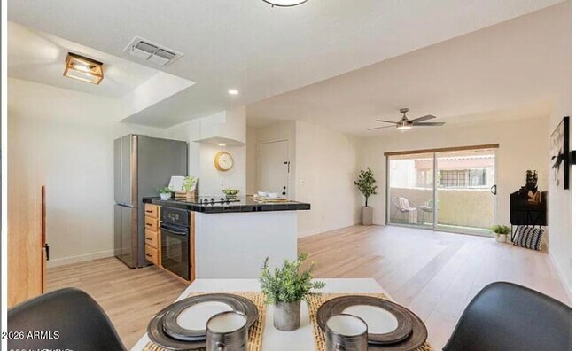 Building Photo - 4554 E Paradise Village Pkwy N