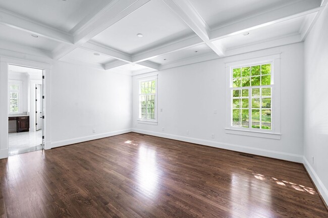 Building Photo - A timeless Cape Cod-style estate!