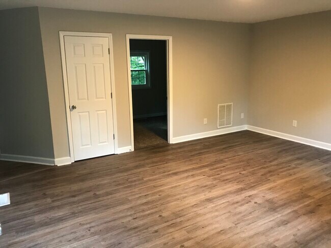 Building Photo - 3064 Happy Trail