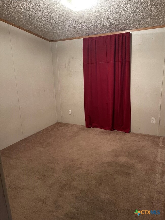 Building Photo - 136 Sonnyland Dr