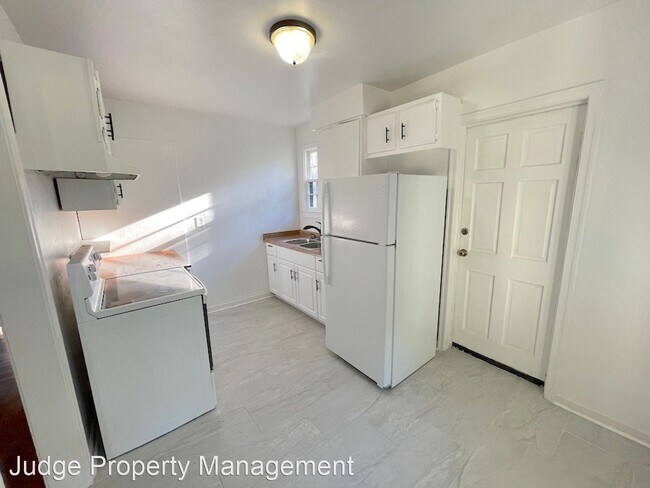 Building Photo - 2 br, 1 bath House - 1324 E. 53rd Street