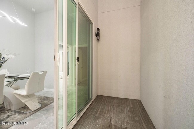 Building Photo - 4359 Capistrano Ave