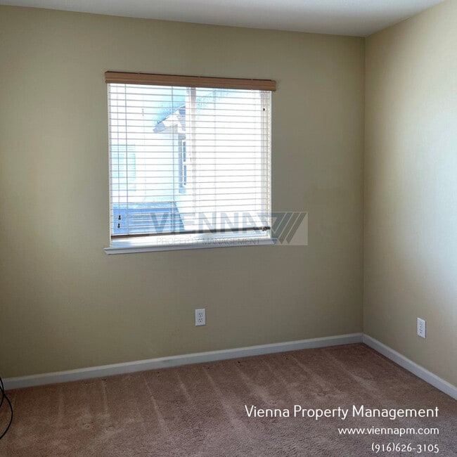 Building Photo - Beautiful Home in The Rivers in West Saccr...