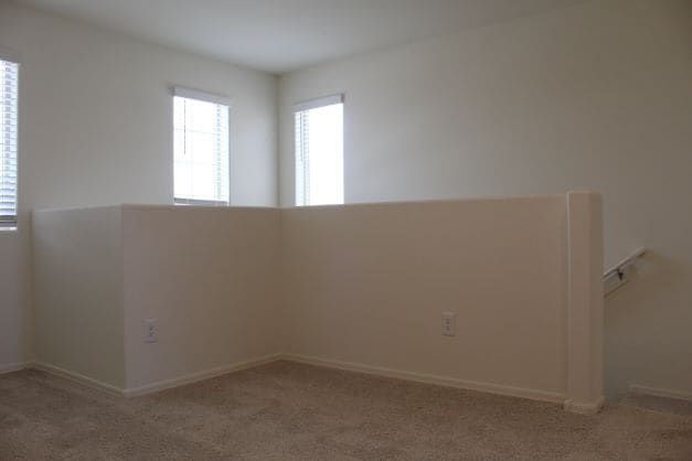 Building Photo - "Spacious 4-Bedroom with 2.5 Baths availab...
