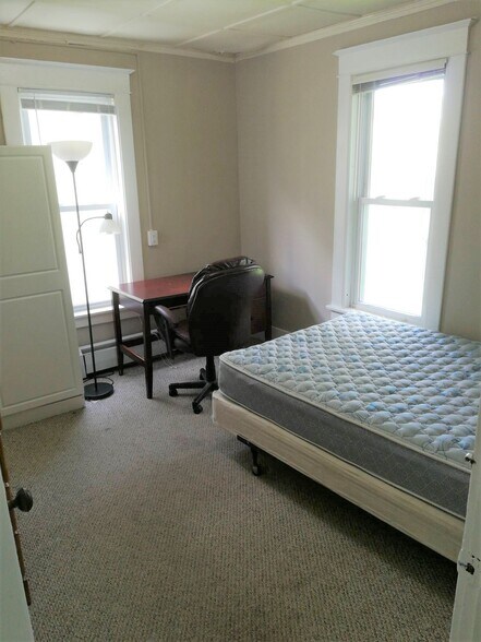 Building Photo - 308 Fairmount Ave