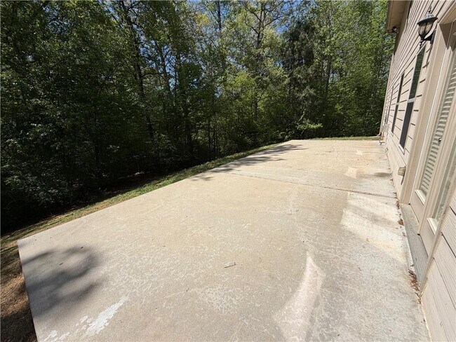 Building Photo - 4805 Carriage Bridge Ln