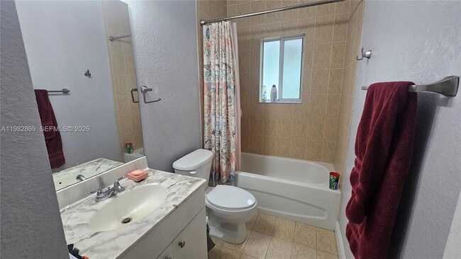 Building Photo - 3520 NE 3rd Dr