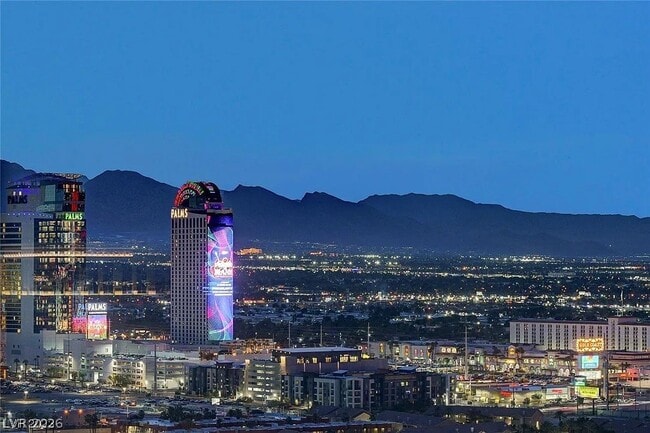 Building Photo - 4471 Dean Martin Dr