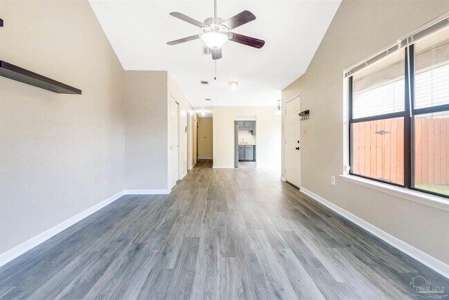 Building Photo - 1711 Bennetts End