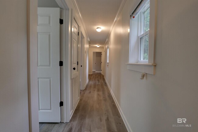 Building Photo - 6602 Co Rd 32