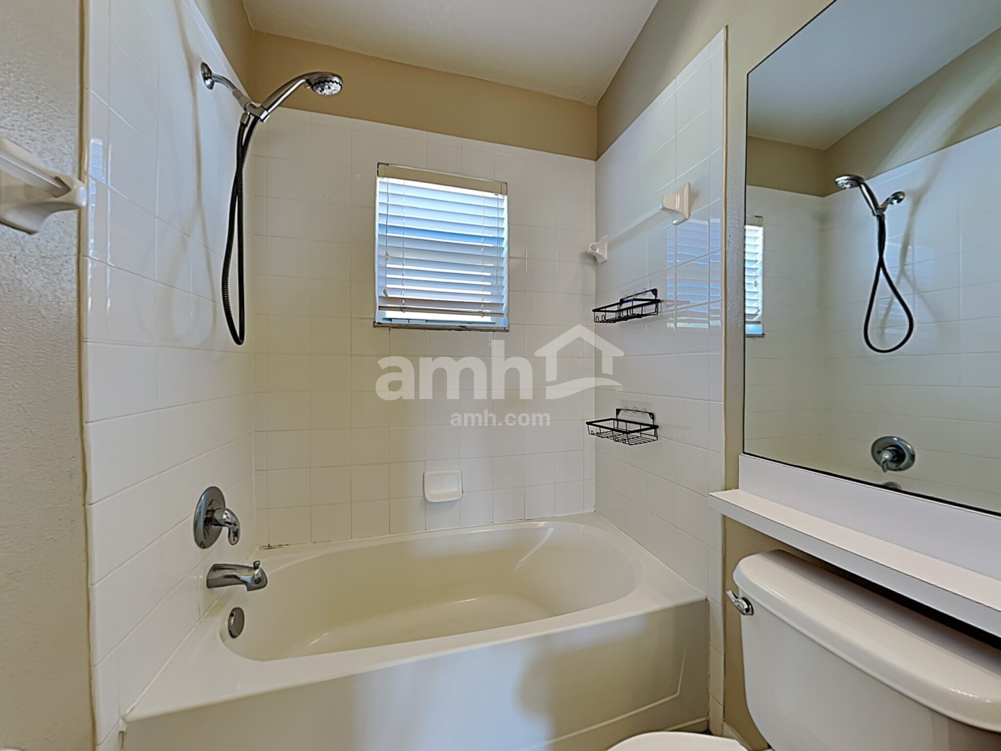 Building Photo - 3403 Berry Blossom Ln