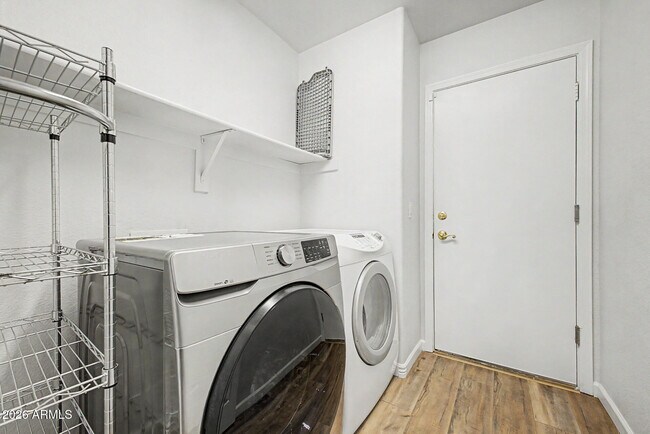 Building Photo - 16148 N 157th Dr