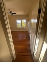 Building Photo - 917 MacArthur Blvd