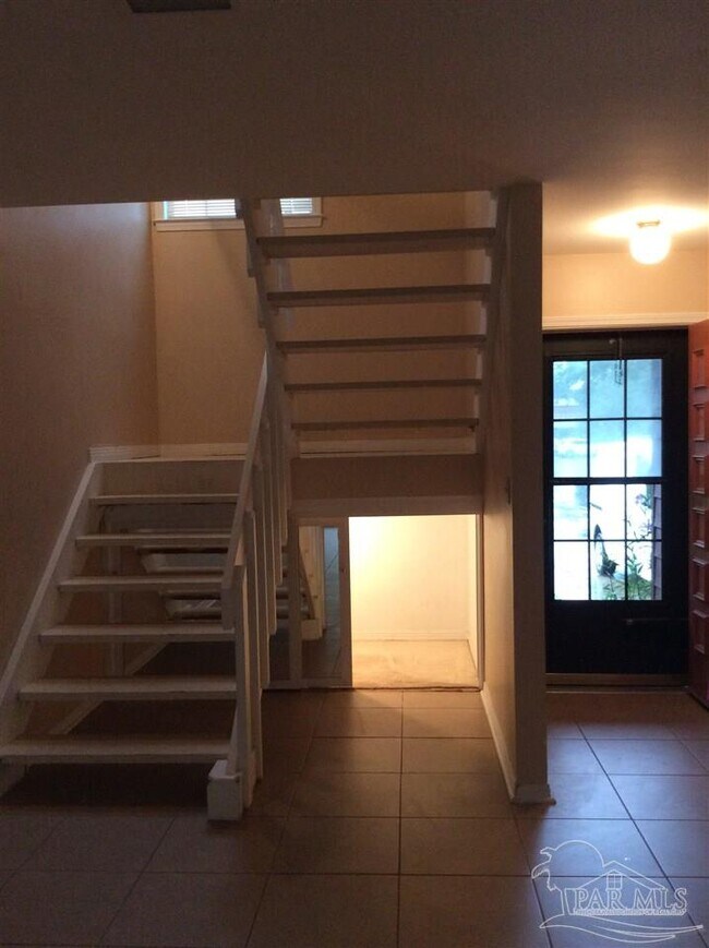 Building Photo - 2361 Sugartree Ct