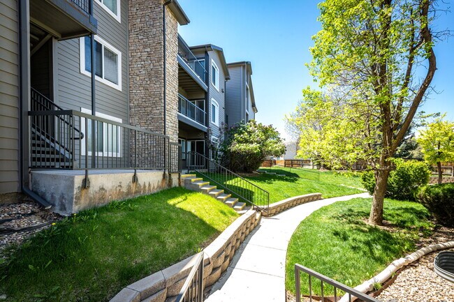 Building Photo - 2575 S Syracuse Way