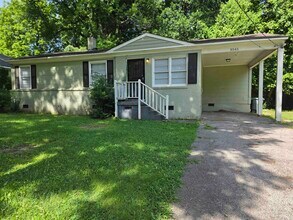 Building Photo - 3545 Debby Dr