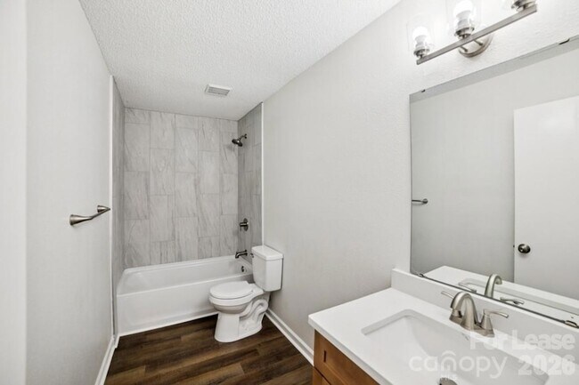 Building Photo - 776 Ladino Lane