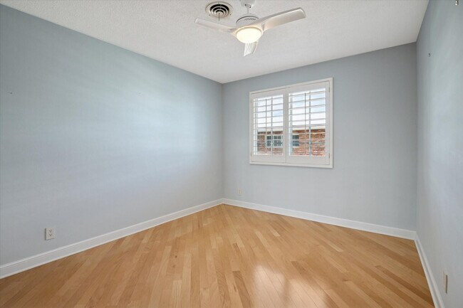 Building Photo - 5400 N Ocean Blvd