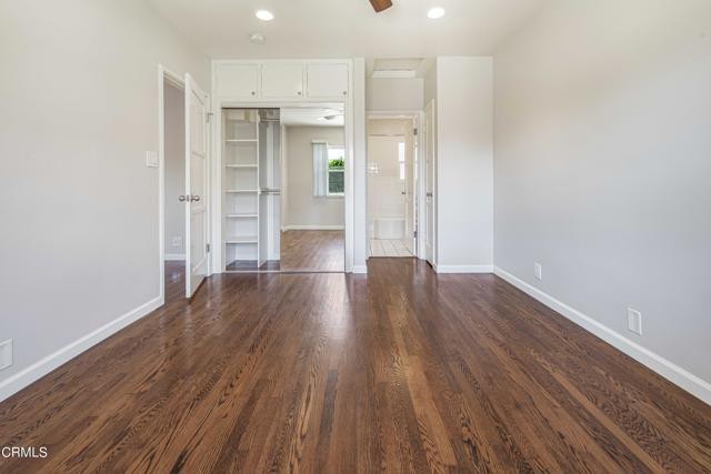 Building Photo - 499 N Oakland Ave